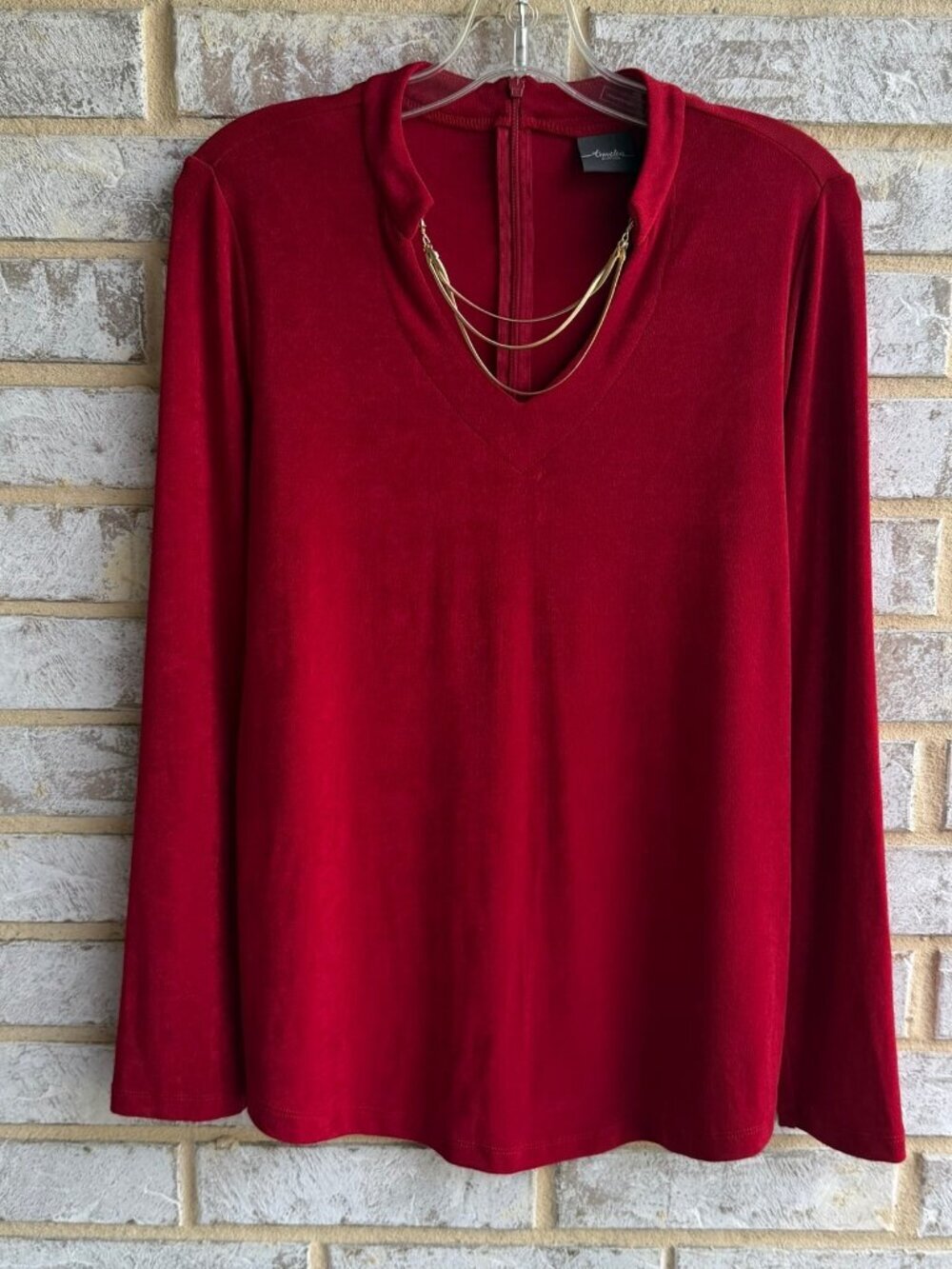 Chico's Travelers Long Sleeve V-Neck Acetate Blend Red Blouse Women's Size 1 (M)